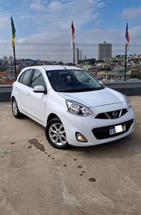 NISSAN MARCH 1.6 SV 16V FLEXSTART 4P XTRONIC NISSAN MARCH 1.6 SV 16V FLEXSTART 4P XTRONIC